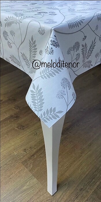 100*140 Astarlı PVC Muşamba Masa Örtüsü Gümüş