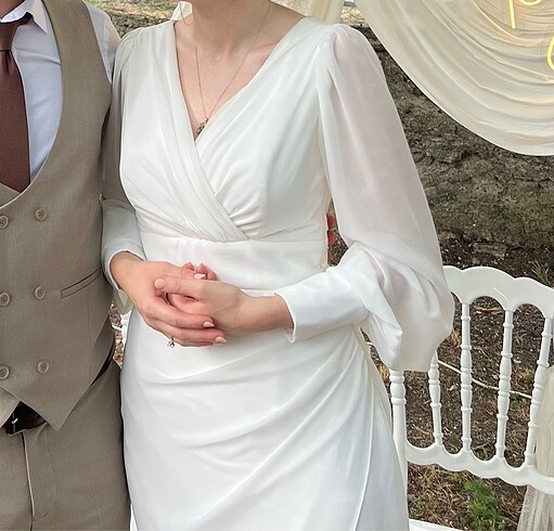 Beyaz söz elbisesi