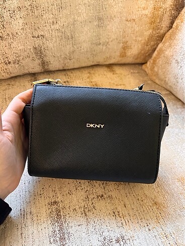 DKNY ÇANTA