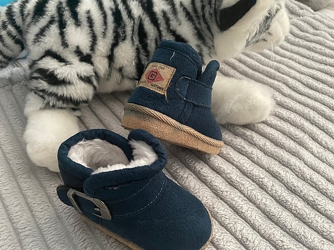 Bebek ayakkabı bot