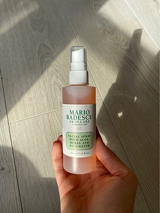 Mario badescu yuz spreyi