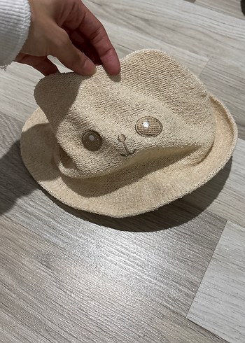 Bej Nakışlı Örgü Çocuk Şapkası - Görsel 2