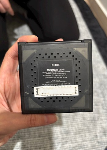 Huda Beauty Easy Bake Pudra - Koyu Bej - Görsel 4