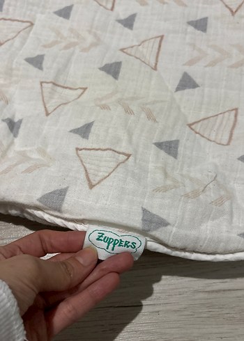 Bej ve Gri Desenli Bebek Uyku Tulumu - Görsel 2