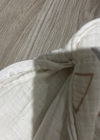 Bej ve Gri Desenli Bebek Uyku Tulumu - Görsel 4