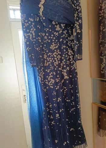 Dantel Detaylı Uzun Kollu Lacivert Abiye - Görsel 2