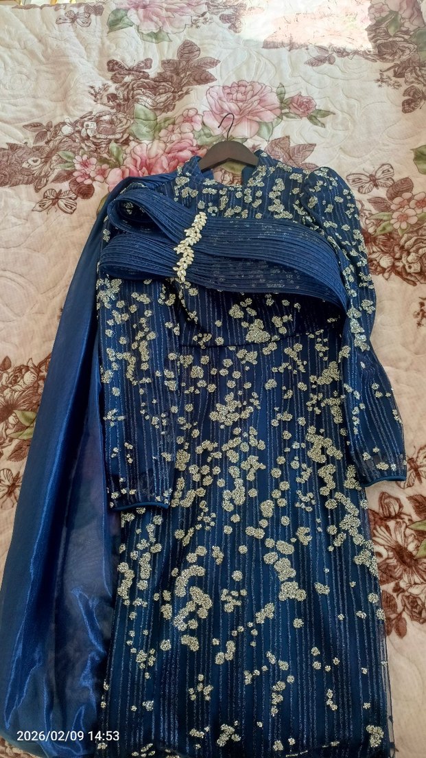 Dantel Detaylı Uzun Kollu Lacivert Abiye - Görsel 3