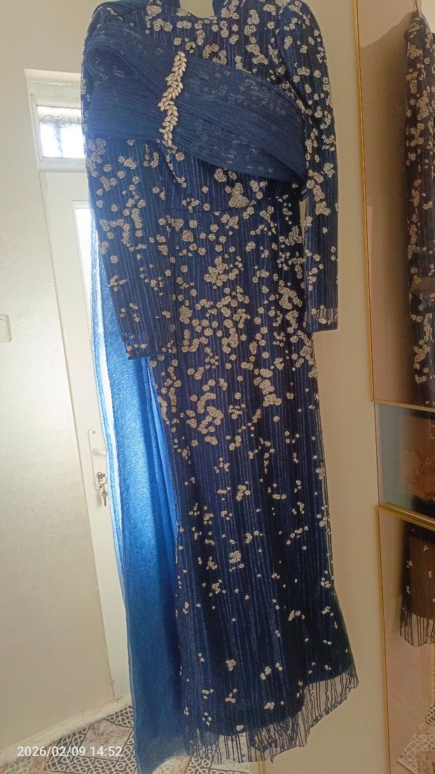 Dantel Detaylı Uzun Kollu Lacivert Abiye - Görsel 2