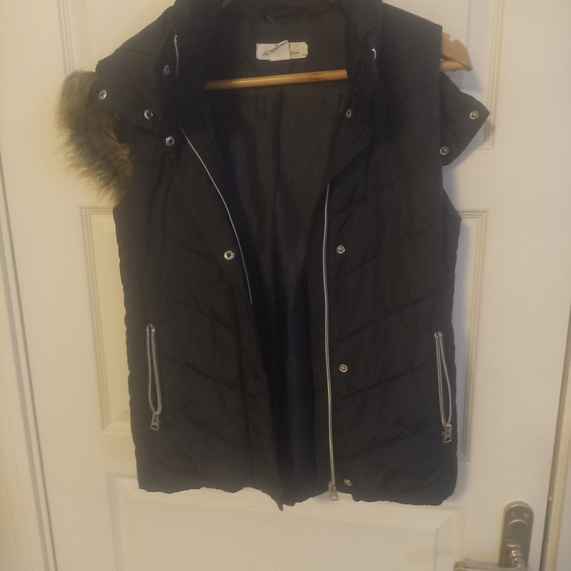 Kürk Detaylı Siyah Kadın Yelek - Görsel 2