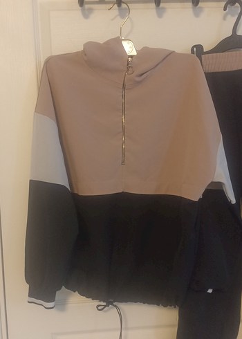 Bej Siyah Yarım Fermuarlı  takim - Görsel 2