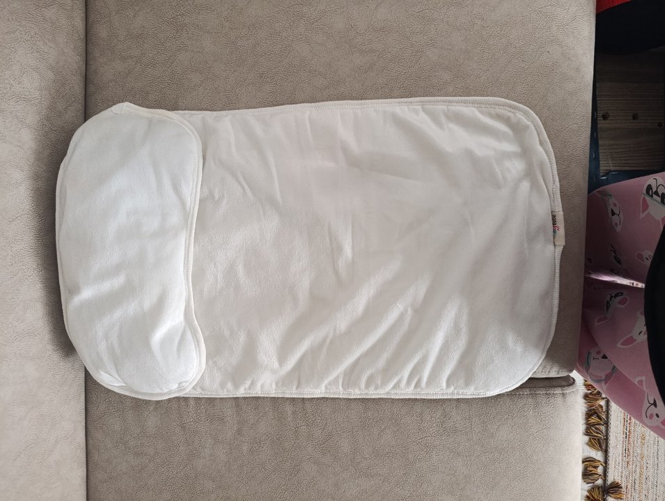 Beyaz Bebek Uyku Minderi ve Yastık Seti - Görsel 3