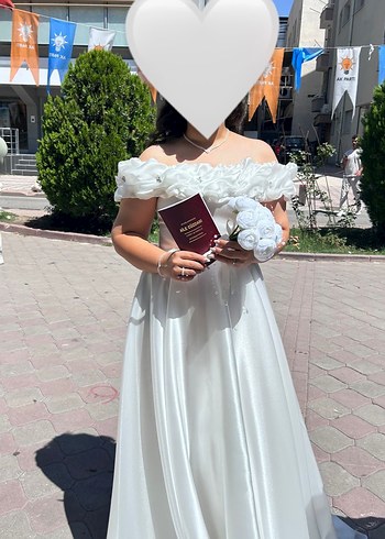 Omuzları Açık Beyaz Bohem Gelinlik