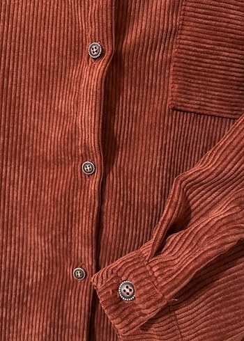 Düğmeli Kadın Kadife Gömlek - Görsel 2