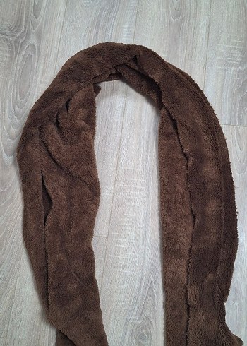 Kahverengi Kadın Peluş Atkı - Görsel 3