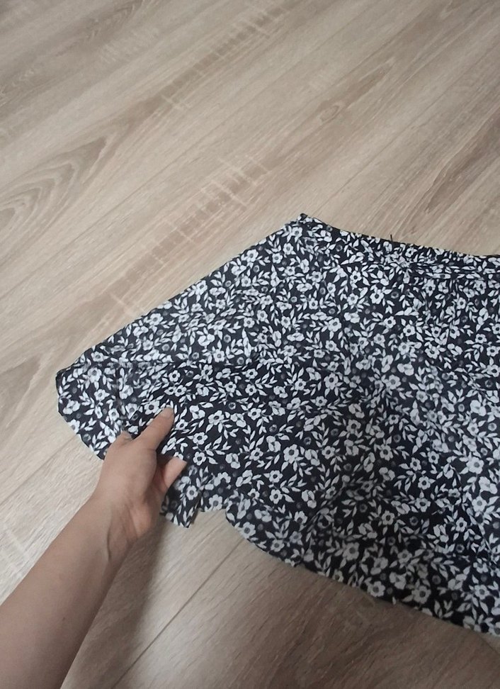 Çiçek Desenli Mini Etek - Görsel 2