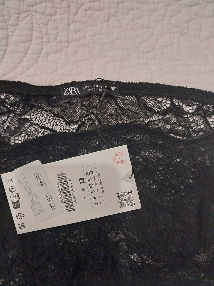 Dantel Detaylı Siyah Gotik Etek - Görsel 3