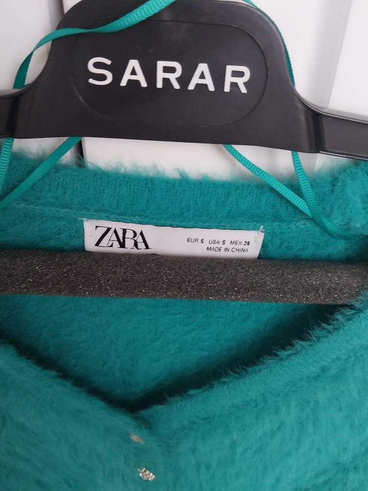 mücevher düğme crop peluş tüylü hırka - Görsel 5