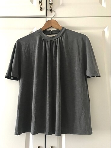 Sırt Detaylı T-shirt
