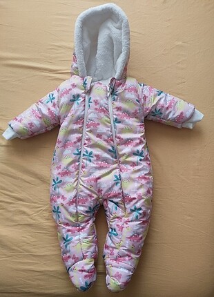 Civil baby astronot tulum