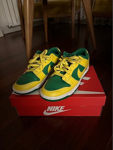 Dunk Low Reverse Brazil