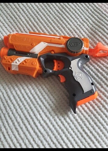  Nerf Fırestrike 4 mermisi ile