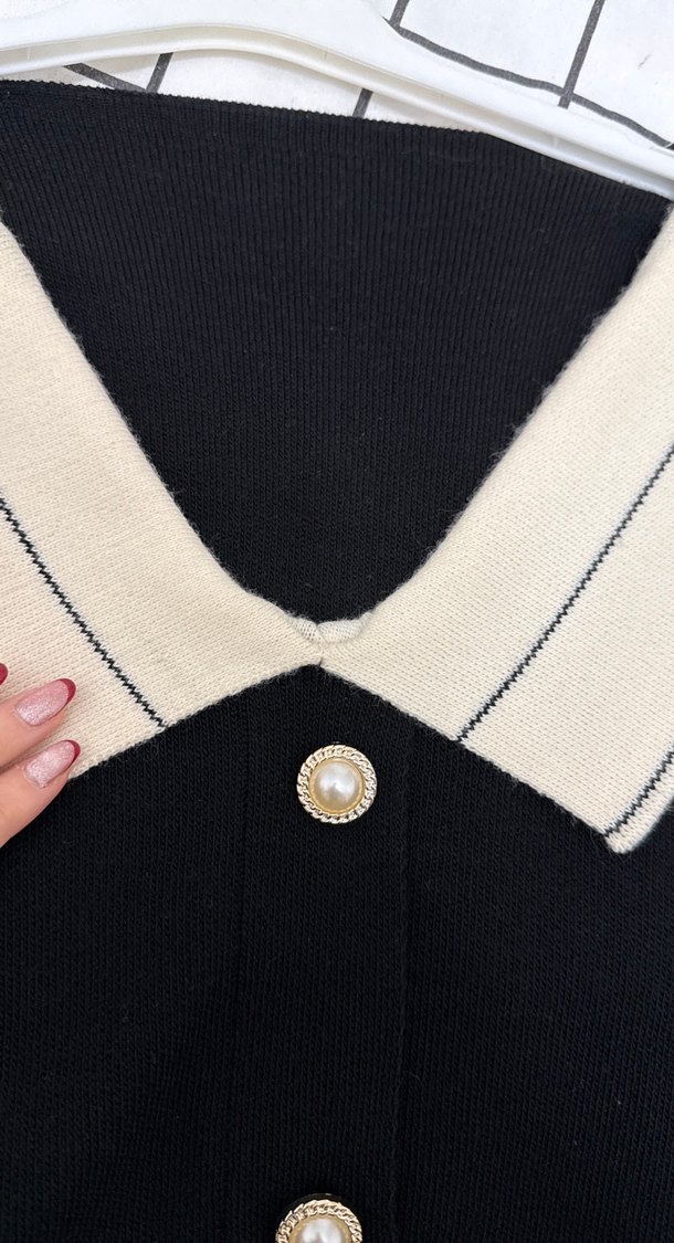 Düğmeli Beyaz Yaka Detaylı Kadın Hırka - Görsel 2