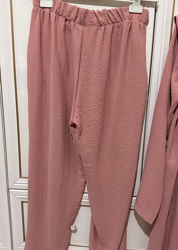 Pembe Takım - Görsel 2