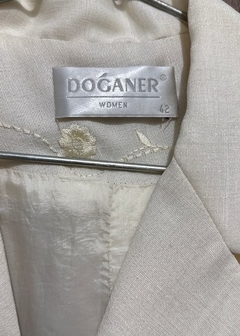 İşlemeli Beyaz Kadın Uzun Ceket - Görsel 2