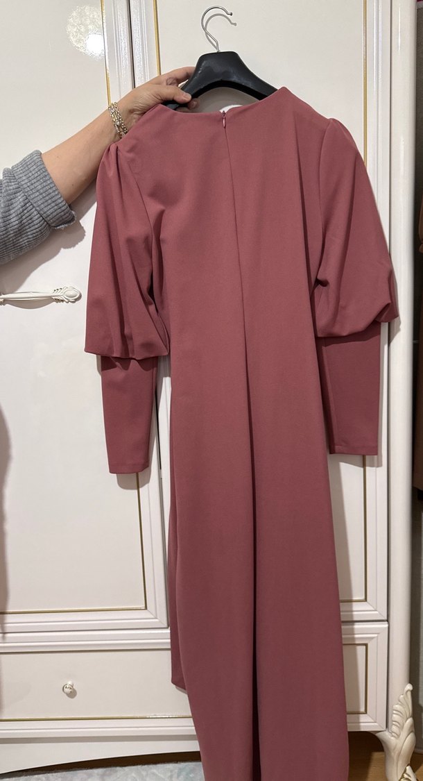 Pudra Renkli Drapeli Uzun Kadın Elbise - Görsel 3