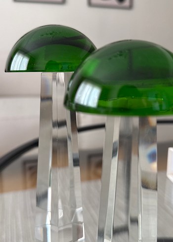 Parlak Yeşil Başlıklı Modern Obje - Görsel 2