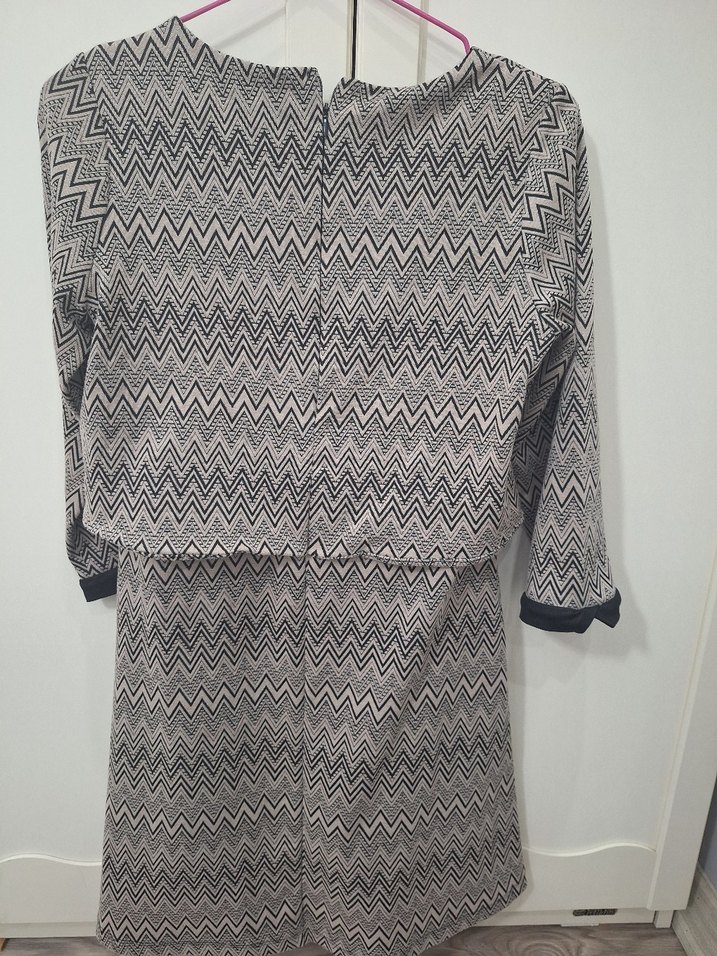 Gri Desenli elbise - Görsel 2