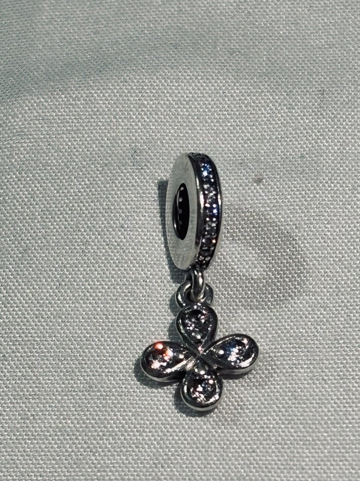 Pandora Boncuklu Çiçek Desenli Charm - Görsel 2