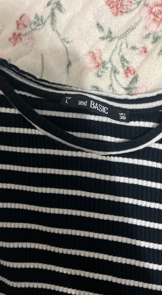 Kız Çocuk Siyah Beyaz Çizgili Uzun Kollu Triko - Görsel 3