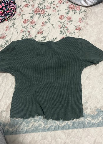 Düğmeli Yeşil Kız Çocuk Tişört - Görsel 2