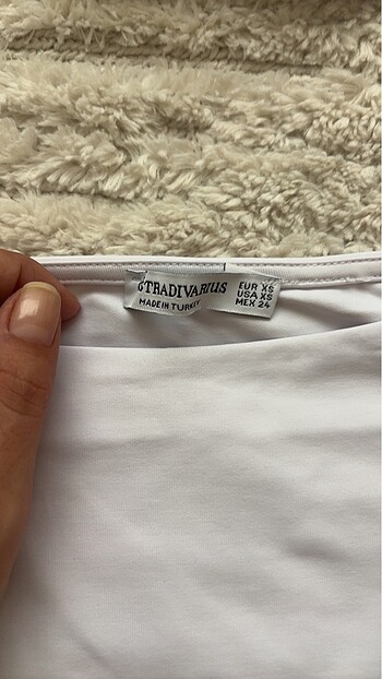 Stradivarius Askılı üst