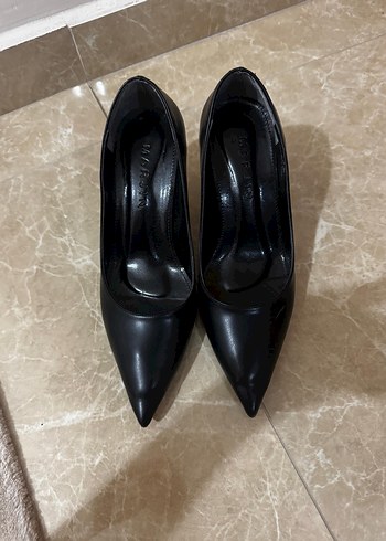 37 Beden Siyah Stiletto Topuklu Kadın Ayakkabı
