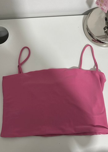 Pembe askılı üst