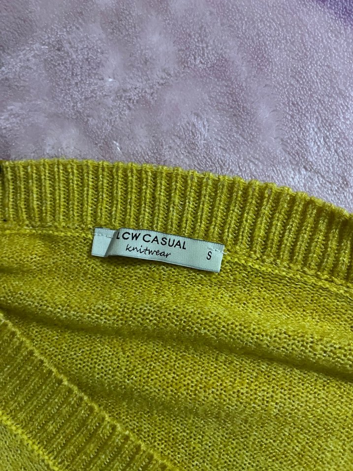 Sarı V Yaka Salaş Triko Kazak - Görsel 3