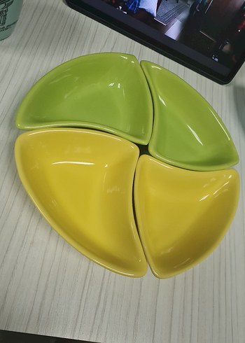 Sarı ve Yeşil Modern Bölmeli Servis Tabağı - Görsel 2