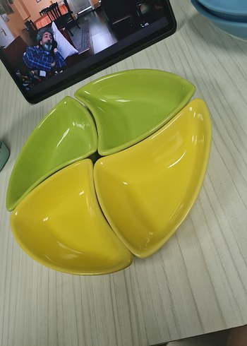 Sarı ve Yeşil Modern Bölmeli Servis Tabağı - Görsel 3