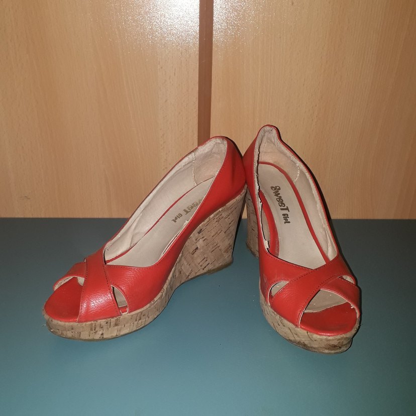 Kırmızı Deri Dolgu Topuklu Kadın Ayakkabı - Görsel 2