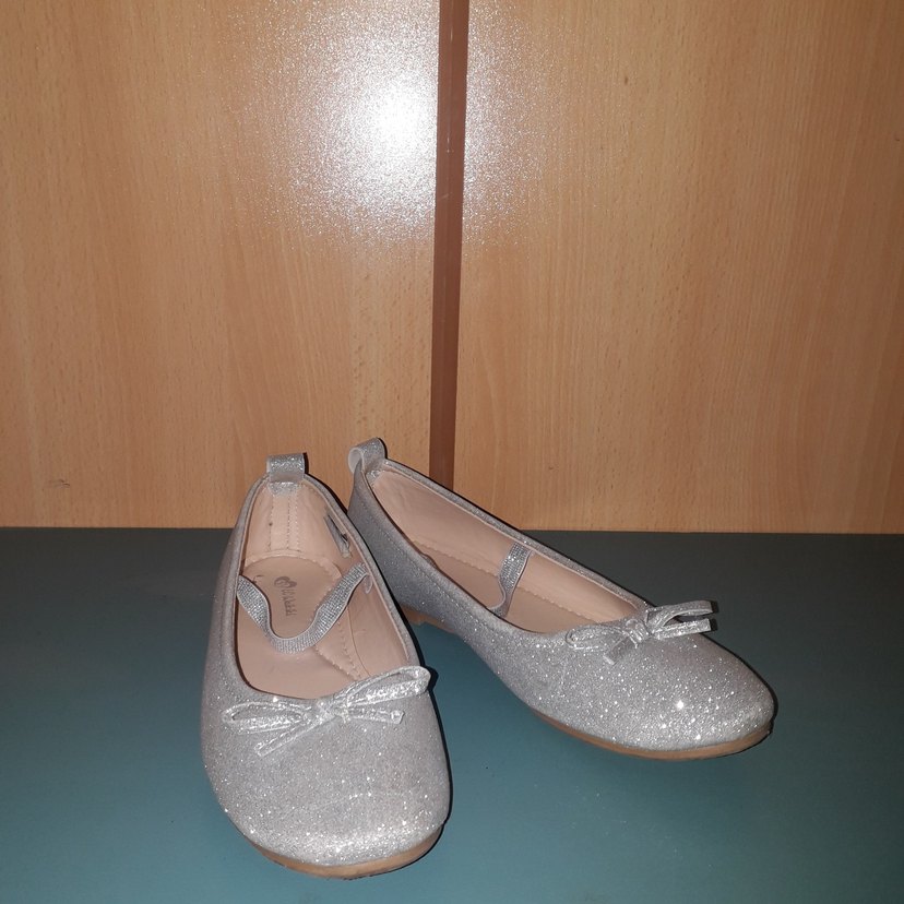 Siyah  Payetli Kadın Abiye Ayakkabı Babet 2 çift var ilanda - Görsel 4