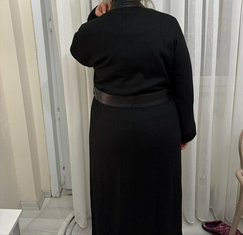 Kadın Siyah Kuşaklı Uzun Kaban - Görsel 3