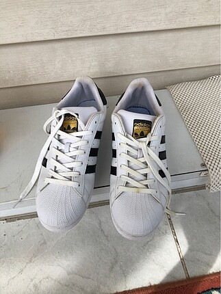 Adidas superstar