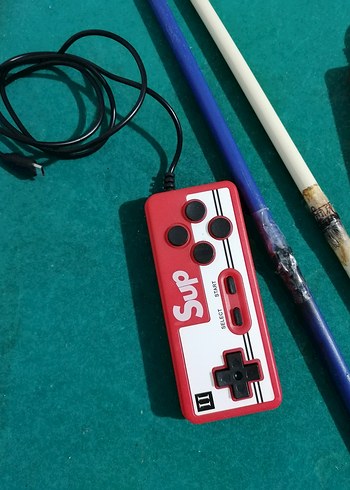 Beden Kablolu Retro Oyun Konsolu Kontrolcüleri