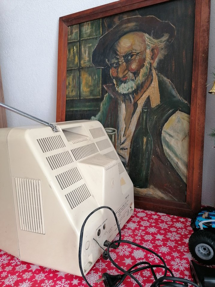 Beyaz Retro Monitör tv
ÜRÜNÜ SATIN ALMAYINIZ  - Görsel 4