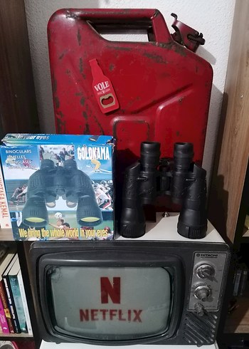 Kırmızı Kapsamlı Dürbün Seti