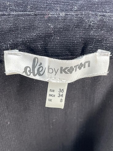 36 Beden siyah Renk Koton Gömlek %70 İndirimli.