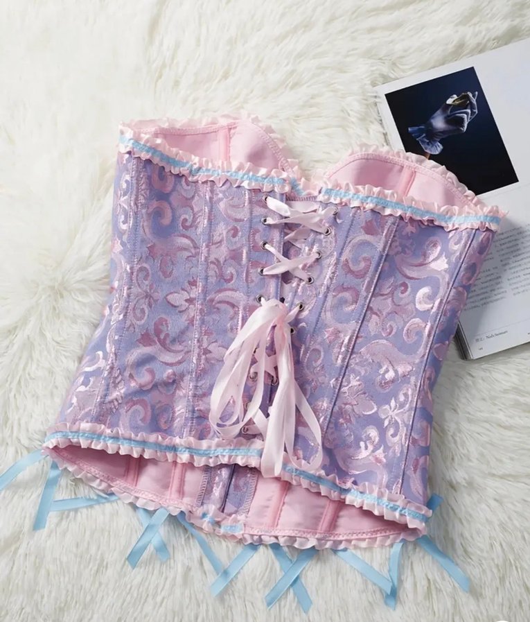 lila korse bustiyer pinterest stil - Görsel 4