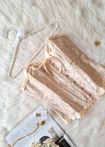 krem korse bustiyer pinterest stil - Görsel 7